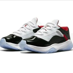 Nike Air Jordan 11 Size 6Y Low GS Black White Red CZ0907-160 NEW